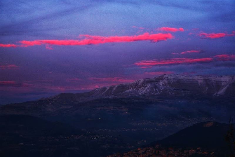  lebanon  sunset  mountains  scenery  sunsets  sunsetlovers  sunsetporn ... (Mount Sannine)
