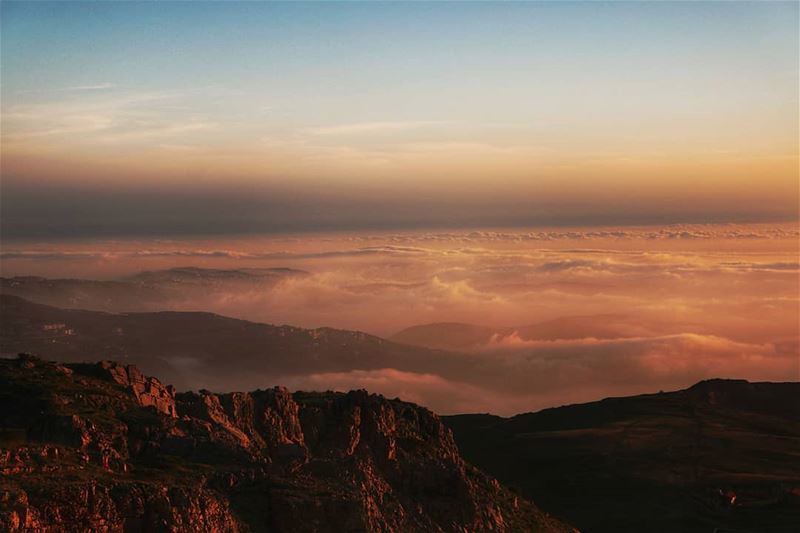  lebanon  sunset  mountains  scenery  sunsets  sunsetlovers  sunsetporn ... (Mount Sannine)