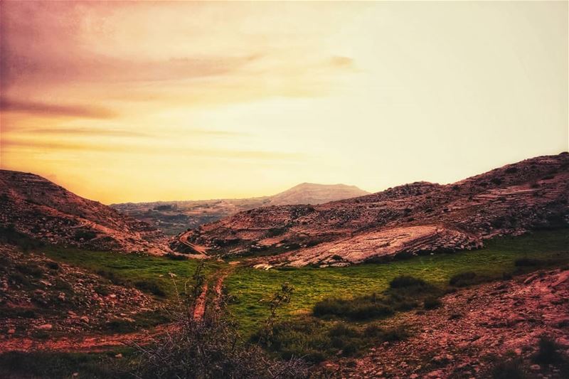  lebanon  sunset  mountains  scenery  sunsets  sunsetlovers  sunsetporn ...