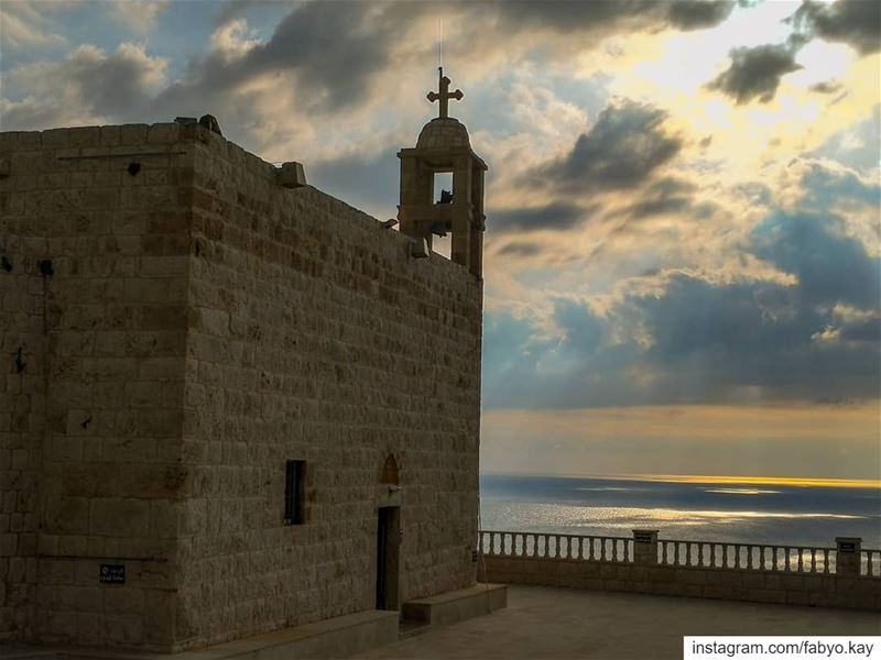  lebanon sunset sunsetporn church skylovers sunset_hub sunset_stream... (Hamat)