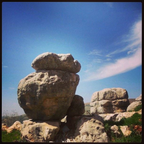 lebanon  tarchich nature rock