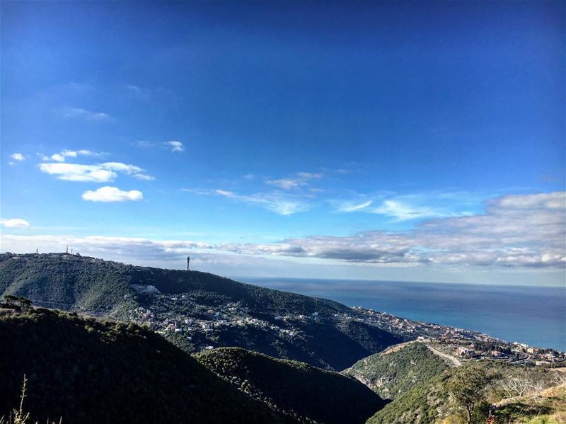 Lebanon ❤🇱🇧  viewfromthewindow  tb last summer  hiking  lebanon ... (Smar Jubayl, Liban-Nord, Lebanon)