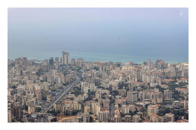😍 (Lebanon)