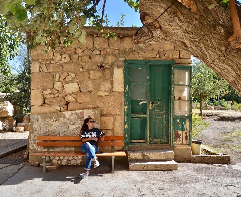 Less is more 😉  lebanon  mylebanon  beautifuldestination  insta_lebanon ... (Baalbek, Lebanon)
