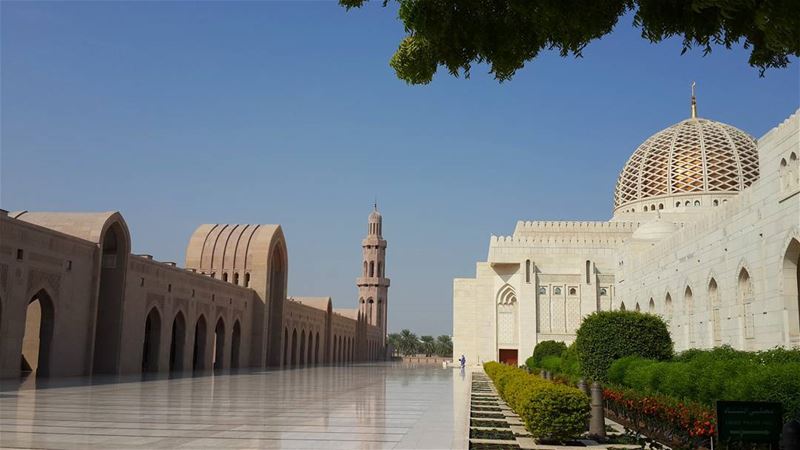 Let light enter your life ig_lebanon insta_lebanon  lebanonspotlights ... (Sultan Qaboos Grand Mosque)