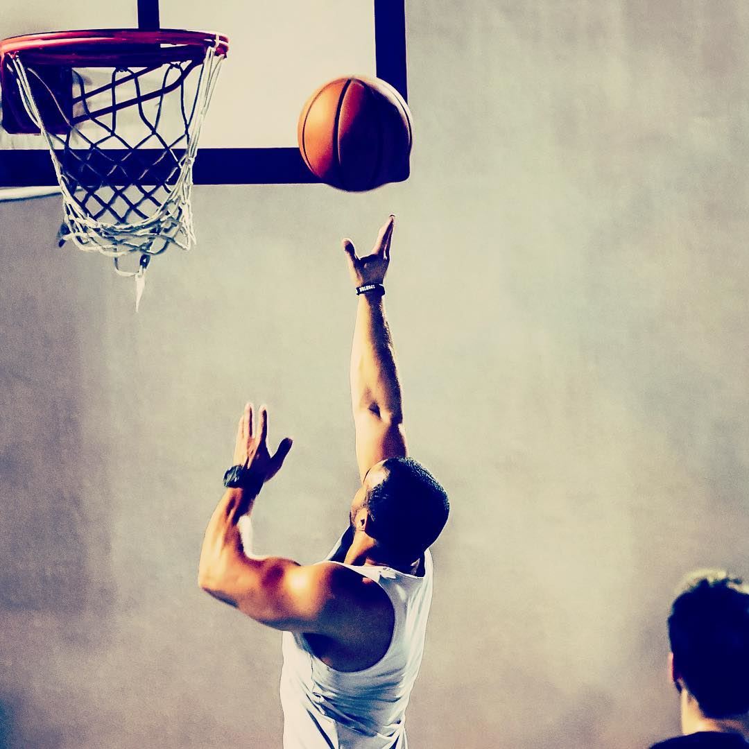Let no one stop you !!  basketball  layup  basketin  Sport  Dalhoun ...