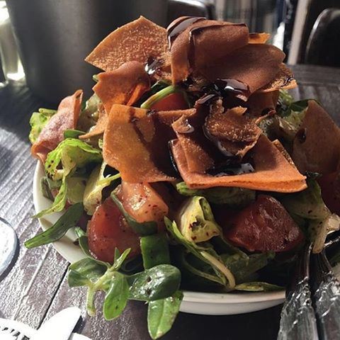 Let's have Fattoush 😍🍃🍴 Credits to @suz_sue  (Beit Nazha)