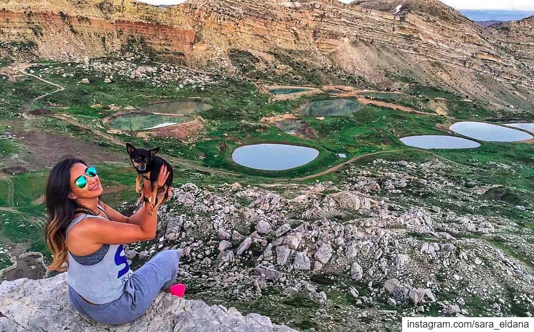 Let’s just camp here & enjoy the magnificent views of Akoura! 🔥🏕 Meet me... (Akoura, Mont-Liban, Lebanon)