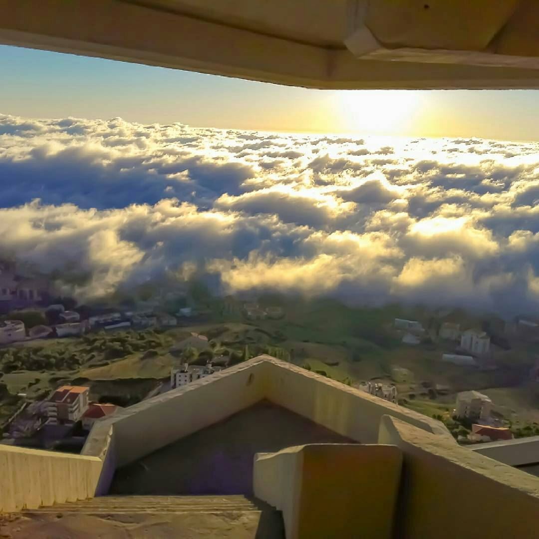 Let's start the day with these amazing photos of the beautiful Ehden!... (Ehden, Lebanon)