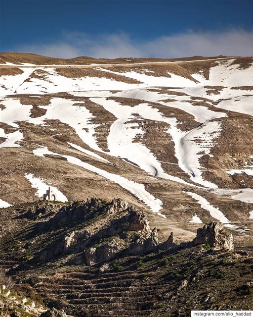 Let the fresh mountain air renew your soul 🇱🇧  Lebanon  Bcharre ... (Bcharreh, Liban-Nord, Lebanon)