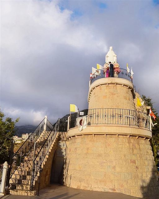 Let us run to Mary and, as her little children, cast ourselves into her... (The Lady of Maabour - Jezzine)