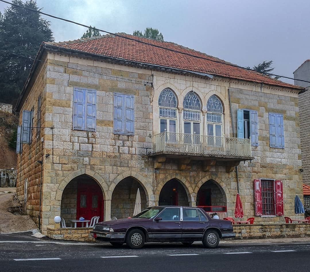 ----------------------------------------------------------  libanon house... (North Governorate)