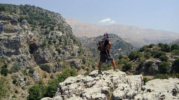 Life is lived on the edge ✌ (Baskinta, Lebanon)
