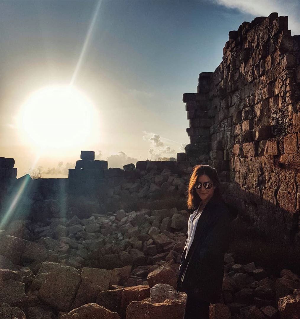 Life never changes. Only ur perspective does 🏛 octobervibes  faqra..... (Ruins Faqra Kfardebian)
