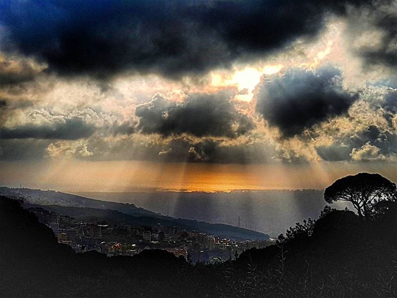 Light show from above  nature  naturephotography  naturelovers  natgeo ... (Ferme Mar Chaaya)