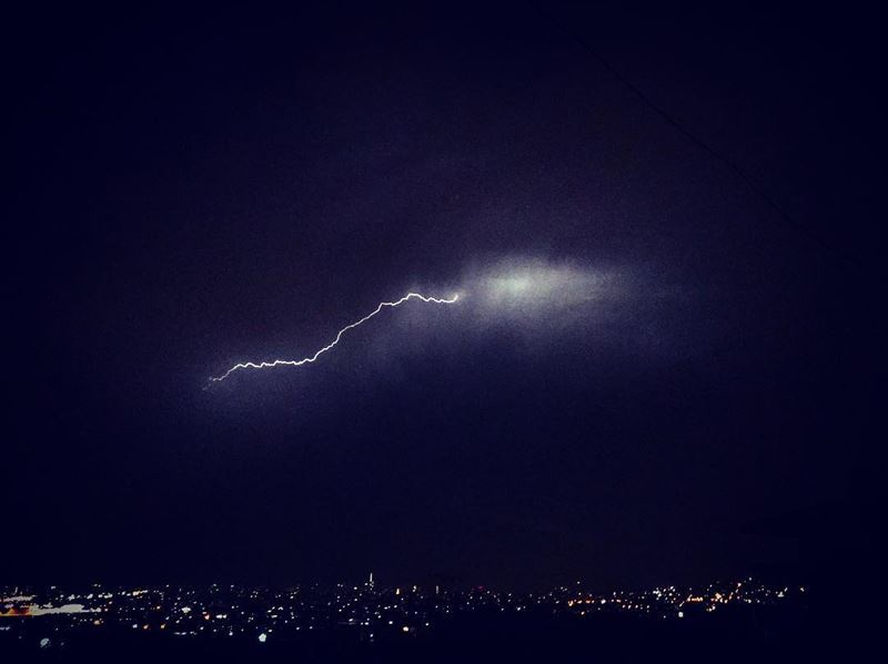 Lighting bolt ⚡️⚡️ photography  photographer  photographyislifee ... (Choueifat, Lebanon)