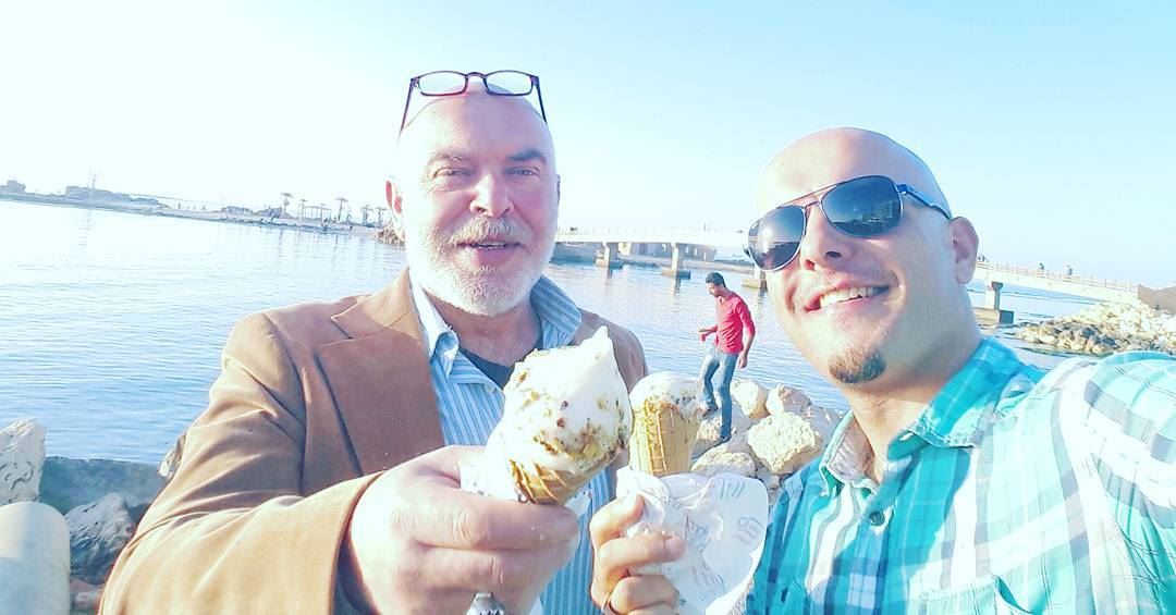 Like father, like son 😎Searching for the best icecream in town with my ... (الميناء مدينة الموج واﻷفق)