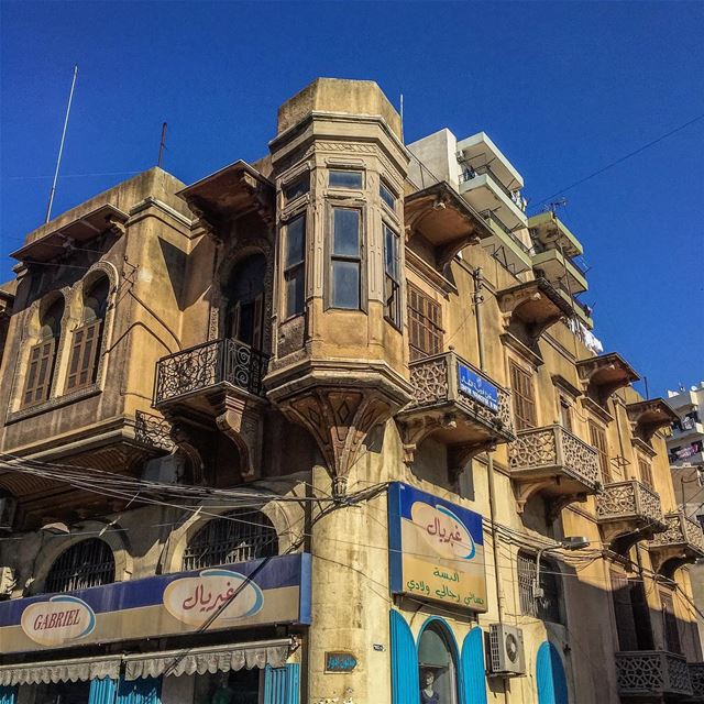 🏚 @livelove_tripoli Lebanon  whatsuplebanon  instagram  lebanon_hdr ... (Tripoli, Lebanon)