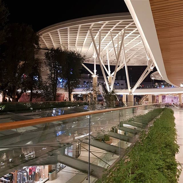  livelovearchitecture  ig_respect  ig_lebanon  insta_lebanon  lebanon_hdr ... (Abc, Verdun)