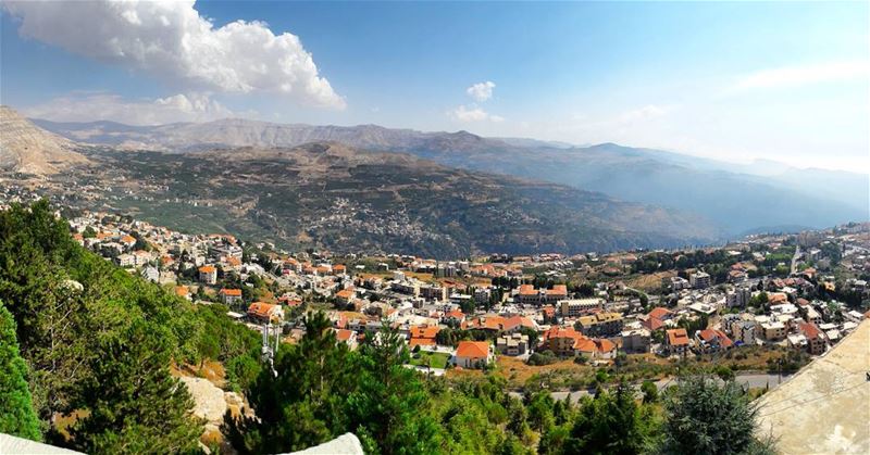  liveloveehden  ehdentoday  ehden  RoyALKhouryPhotography●○○●○○●○○●○○●○○●○ (Saydet El Hosn - Ehden)