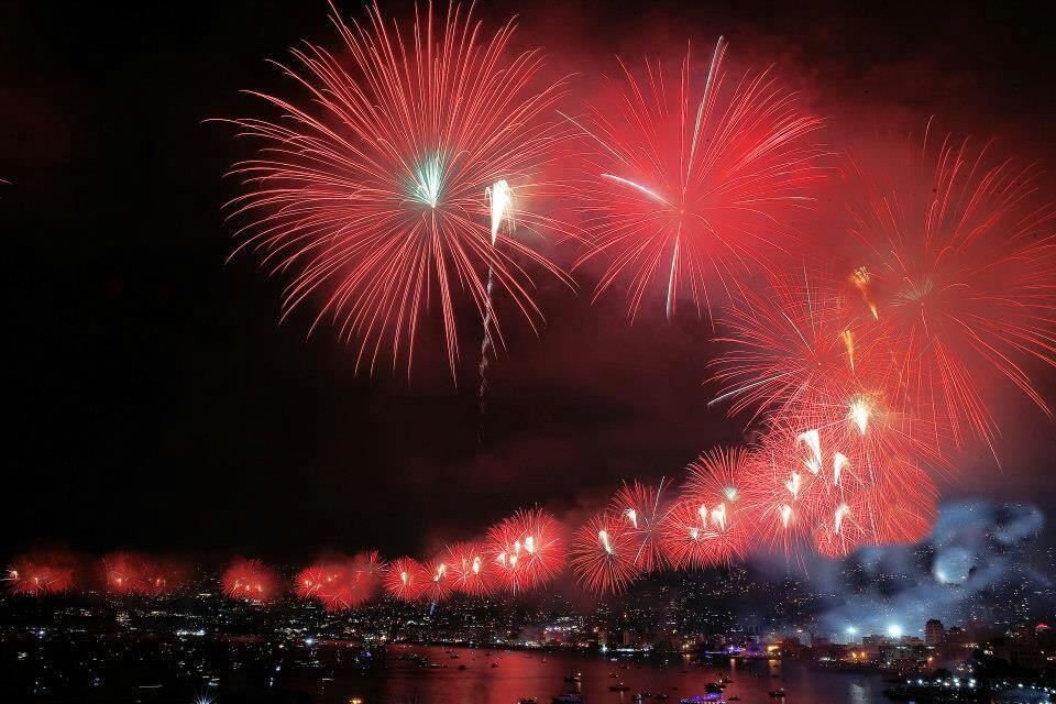 livelovejounieh  lebanon  fireworks  photooftheday  picoftheday  bestview... (Jounieh International Festival)