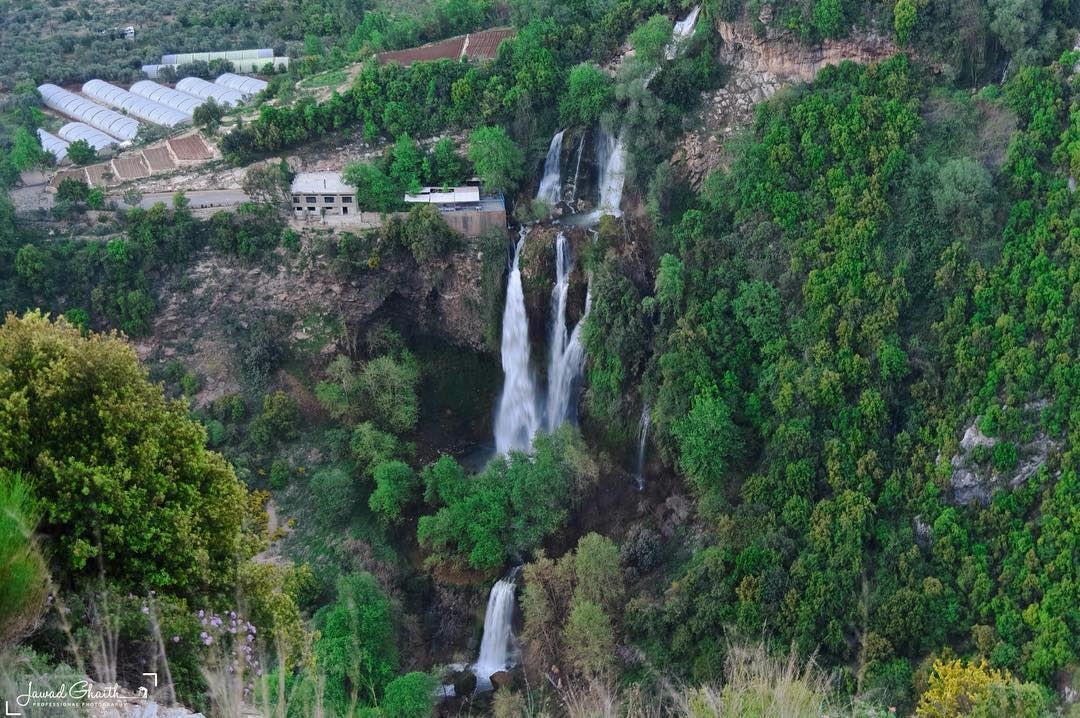 @livelovekfarhelda waterfalls _____ ...... beautifullebanon ...