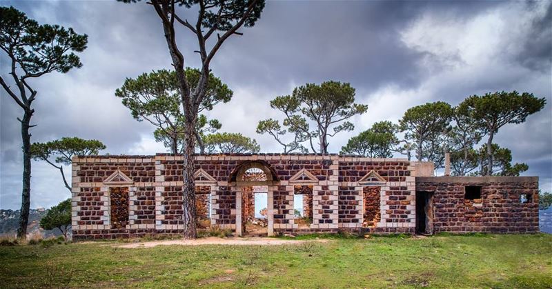  livelovelebanon  livelovebeirut  ig_lebanon  shareyourlebanon  ... (Bologne, Mont-Liban, Lebanon)