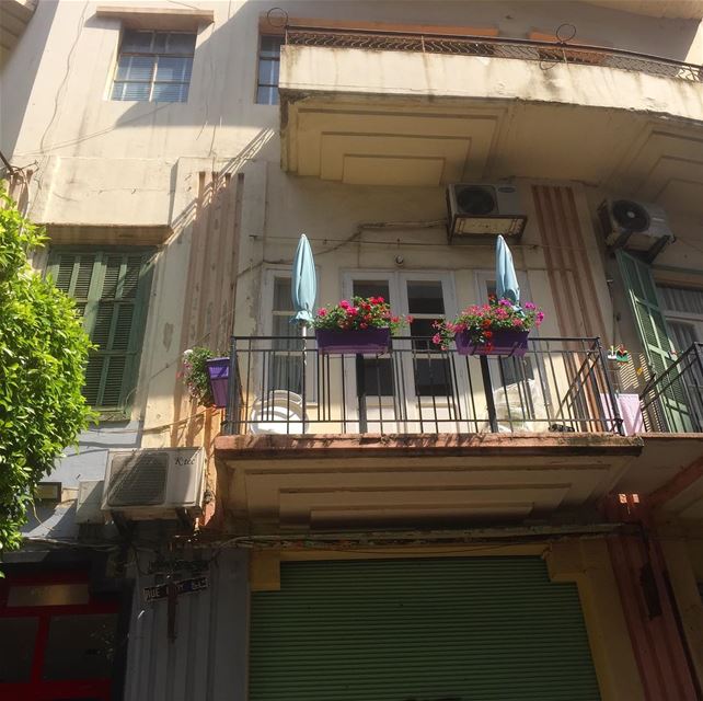  livelovelebanon  photographer  photography  capture  balcony ... (Gemmayze)