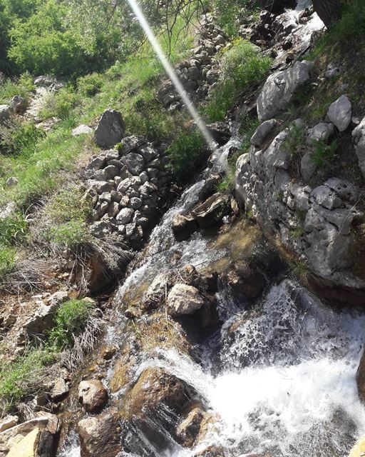  livelovelebanon  thisislebanon  ourlebanon🌲  water  hiking  lebanon ... (Baskinta, Lebanon)