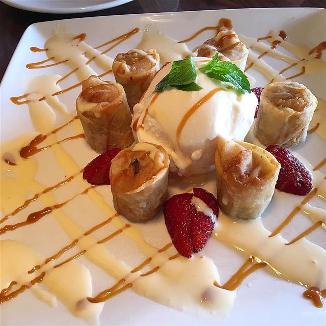 Living the sweet life 🍰 @pfchangslebanon . desserts food eat yummy... (Beirut, Lebanon)