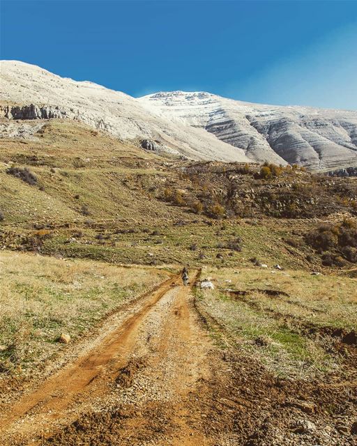 Location : Baskinta Literary Trail, Lebanon  earthpix  earthofficial ... (Baskinta, Lebanon)