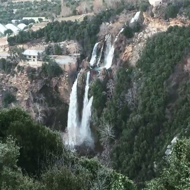 .–––––––––––––––––––––––––––––––––––Location:  Kfarhelda  BsatinElOssi ... (Bsatin Al-Ossi Waterfalls)