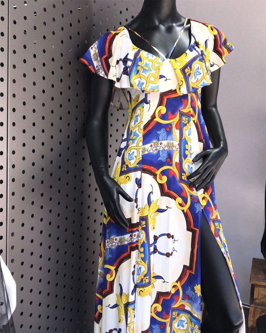 Long dress with a vintage pattern DailySketchLook 319 shopping  italian ... (Er Râbié, Mont-Liban, Lebanon)