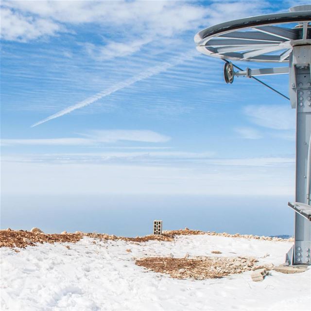 Look closely can you see the ennemy of nature? lebanon  faraya  mzaar ... (Faraya, Mont-Liban, Lebanon)