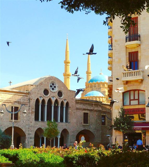 Look what decided to show up... Hello Friday 😋 (Downtown Beirut)