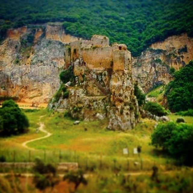 Lookout  ancient  lebanon  lebanese  landscapes  castles  history ...