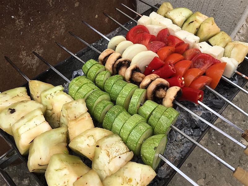 Looks good 🤤 . veggies food eat yummy nomnom foodie foodporn foodgasm... (Beirut, Lebanon)