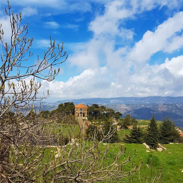 Lost in your beauty...  ig_lebanon  insta_lebanon  insta_jezzine ...