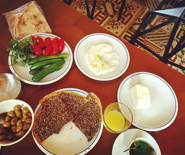 Love love love the fresh and delicious Lebanese breakfast at the beautiful... (Villa Paradiso Batroun)