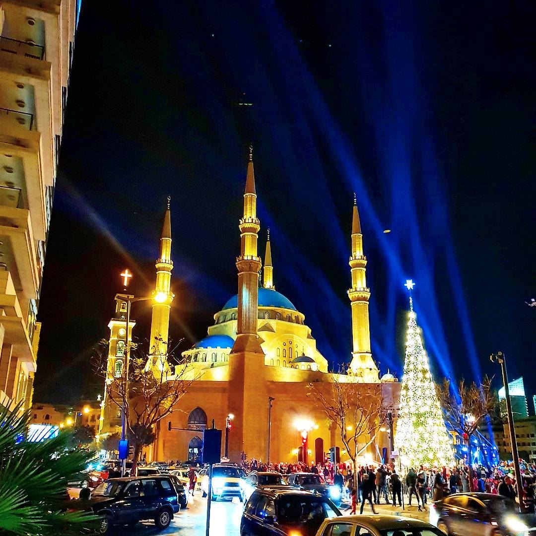 Lovely night in beirut❤🇱🇧🌲 christmastree  christmastime  lovelyview ... (Beirut, Lebanon)