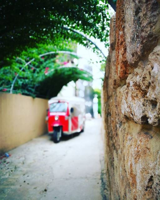 "Loving him is like driving a new Maserati down a dead-end streetLoving... (Byblos - Jbeil)