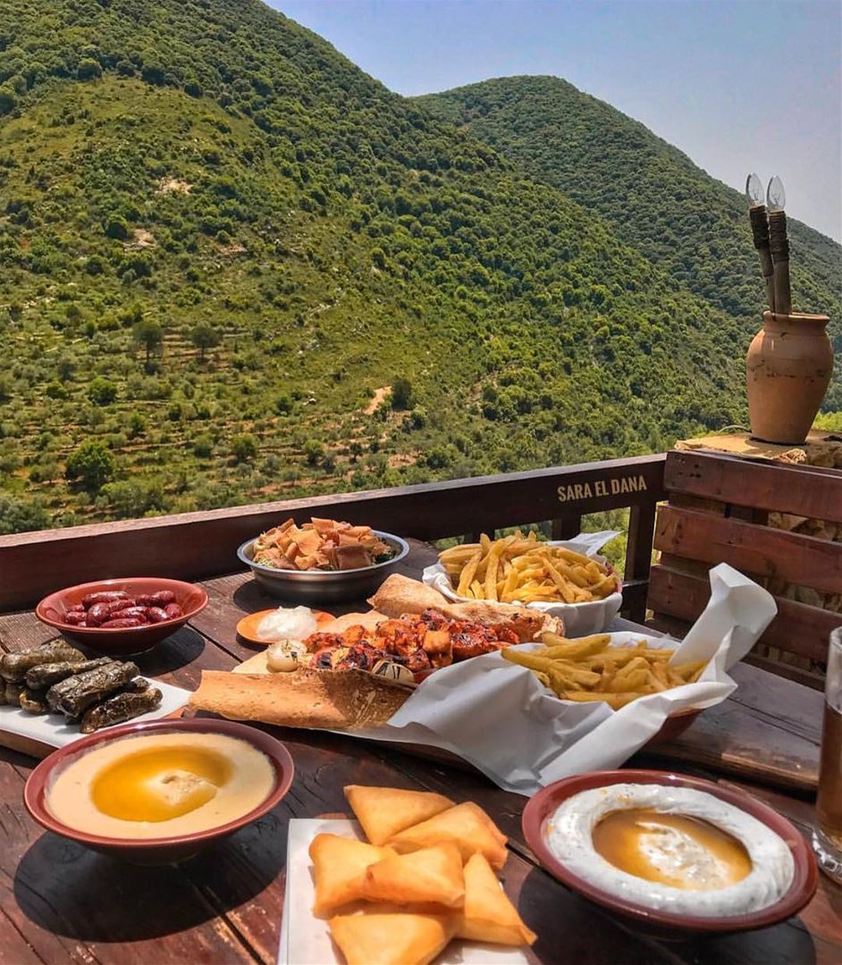 Lunch with a majestic view 📸 @sara_eldana  lebanon view nature pove... (South of Lebanon)