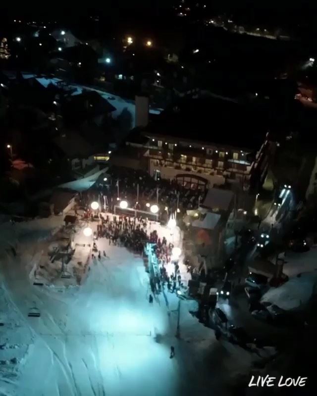 Líbano se despede do inverno com grande evento realizado na estação de... (Mzaar Ski Resort Kfardebian)