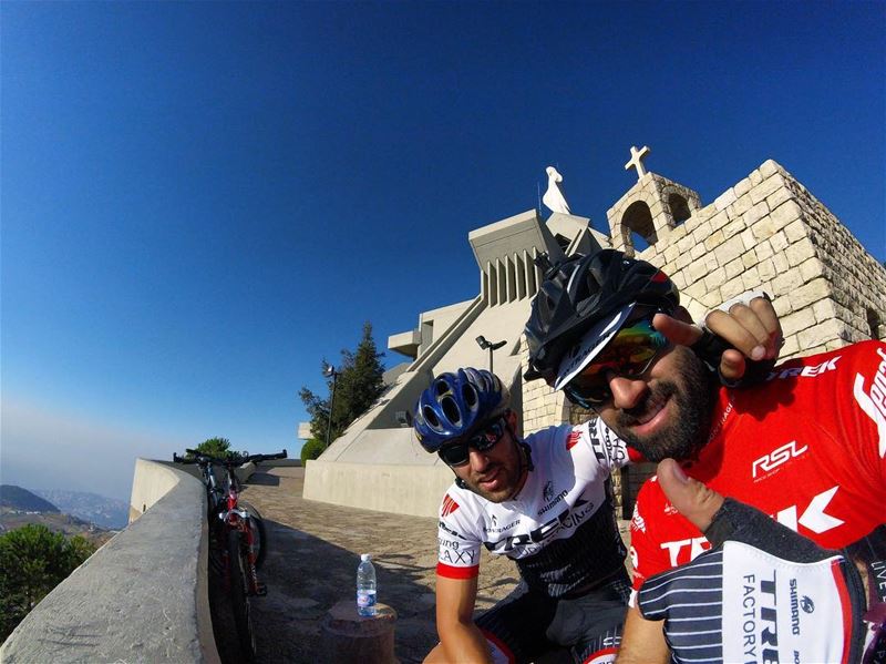 Made it to the 🔝🚴🏼🚴🏼🇱🇧🇺🇸 (Ehden, Lebanon)