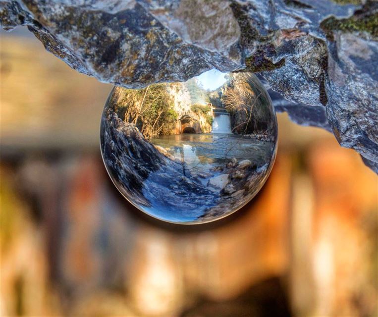 magical ball🍃🍃..... magic ball nature lake waterfall river... (Chouwen)