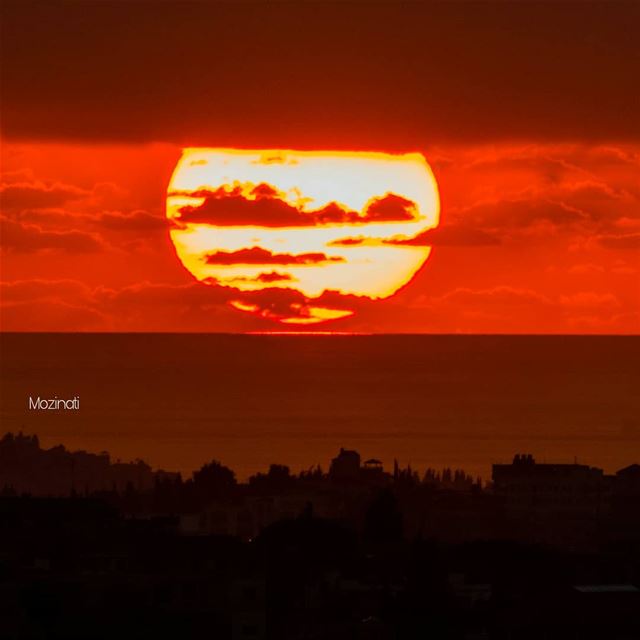 Magical Moment.. 💞💞💞 -_-_-_-_-_-_-_-_--_-_-_-_-_-_--_-_-_ sunset... (Hoûmîne El Faouqa, Al Janub, Lebanon)
