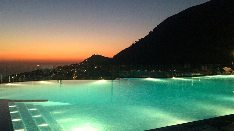 Magical sunset at Ehden 🇱🇧❤️  liveloveehden  livelovelebanon  staycation...