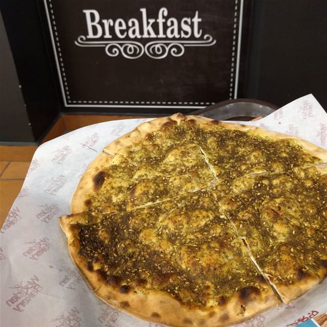  manakishzaatar  manakish  zaatari   breakfastlover   breakfastime  ...