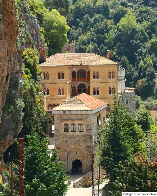 Mar Antonios Kozhays-Ehden (Mar Antonios-Kozhaya)