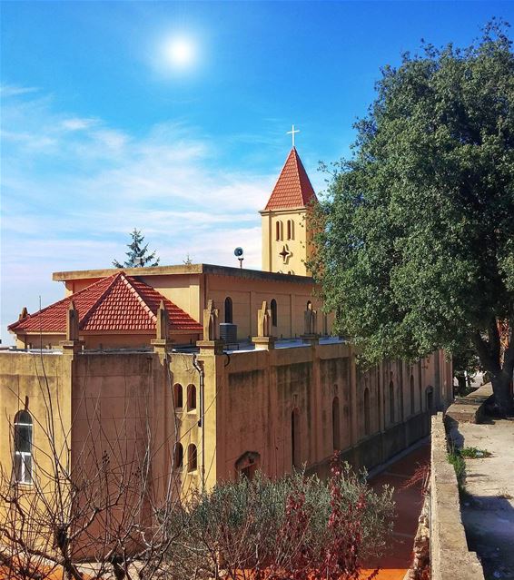 Mar Geryes Church - Kfour 😍 lebanon  nature  naturelovers  natureporn ... (El Kfour, Mont-Liban, Lebanon)